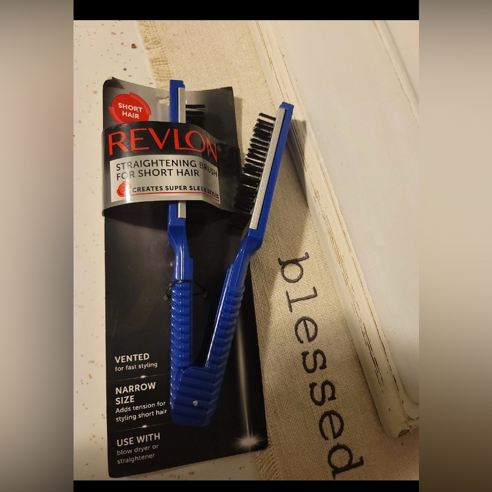 Revlon straining brush for short hair